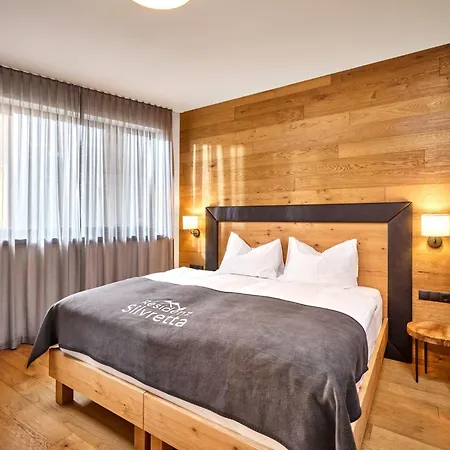 Luxurioese Chalet-apartment By Interhome * See