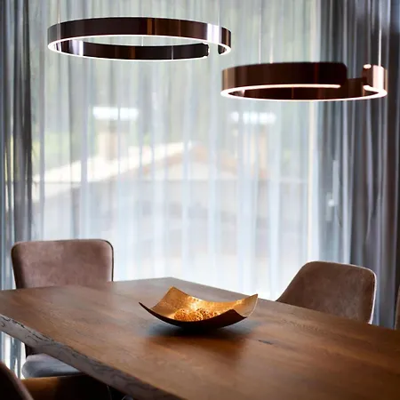Luxurioese Chalet-apartment By Interhome شقة سي