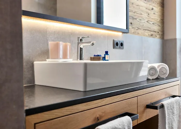 Luxurioese Chalet-apartment By Interhome *